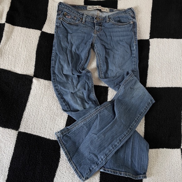 Hollister Jeans - Picture 2 of 6